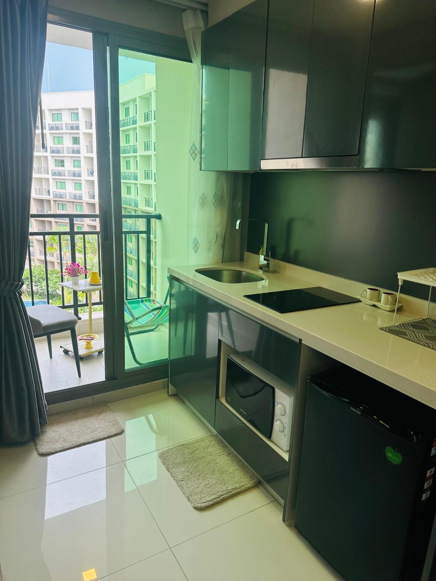 Arcadia Beach Con Pattaya Εξωτερικό φωτογραφία