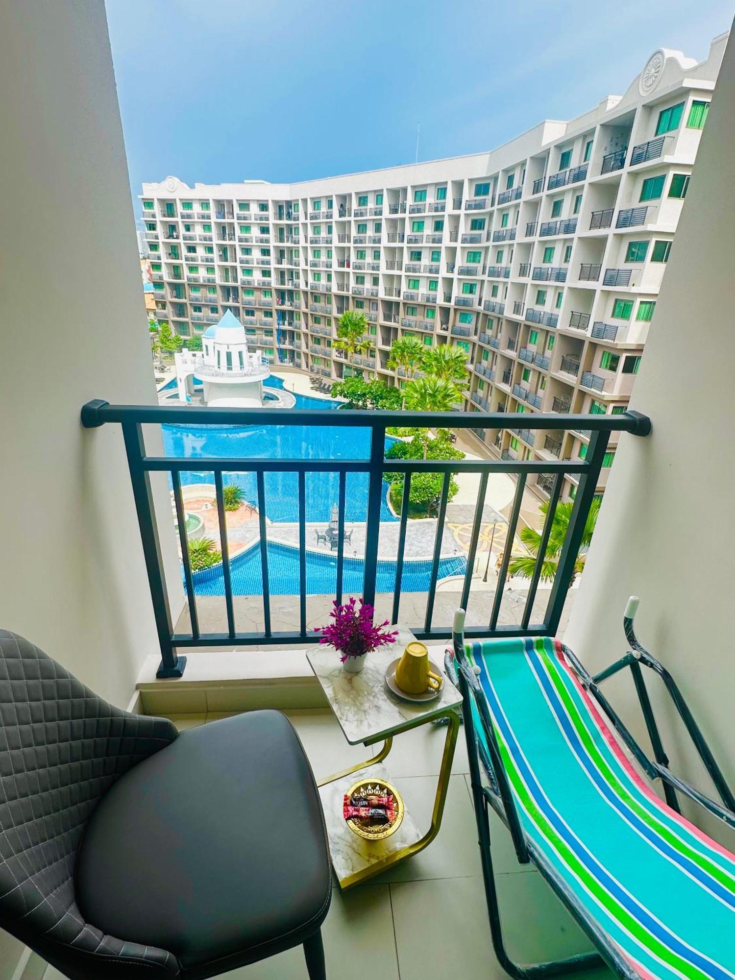Arcadia Beach Con Pattaya Εξωτερικό φωτογραφία